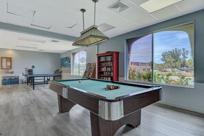 Game room - Condo# 205 Siesta Key Gulf view,steps to sand (Sarasota)