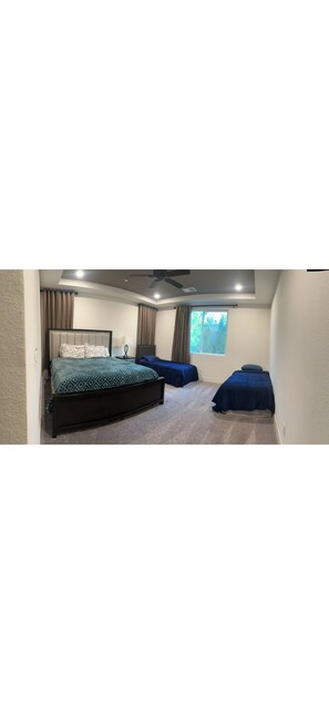 4 bedrooms, in-room safe, iron/ironing board, free WiFi