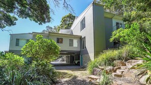 Exterior - Stylish Family Apartment (Avoca Beach)