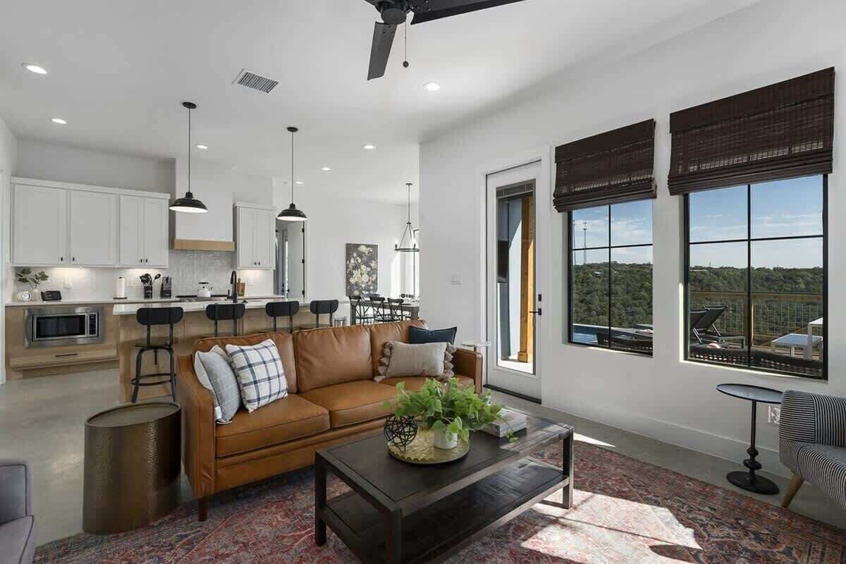 Televisio, työhuone