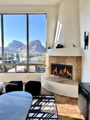 Interior - Palisades Sanctuary, Heated Saltwater Pool & Spa, Panoramic Views, Large Decks (Sedona)