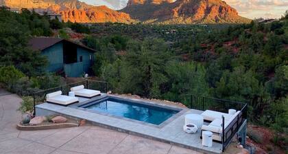 Palisades Sanctuary, Heated Saltwater Pool & Spa, Panoramic Views, Large Decks