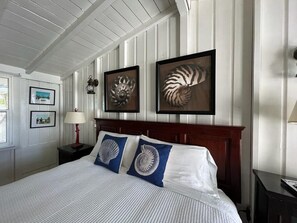 7 habitaciones, tabla de planchar con plancha, wifi y ropa de cama 