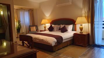 Deluxe Double Room | Premium bedding, minibar, individually decorated, individually furnished