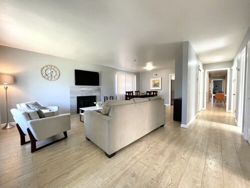 Cozy Spacious 4B2B close to SJC airport and SAP