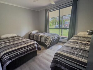 5 makuuhuonetta, ilmainen Wi-Fi