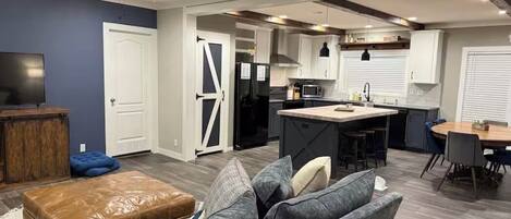 تلفزيون ذكي