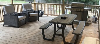 Your happy place at Lake Texoma is minutes away from the lake,marina & boat ramp