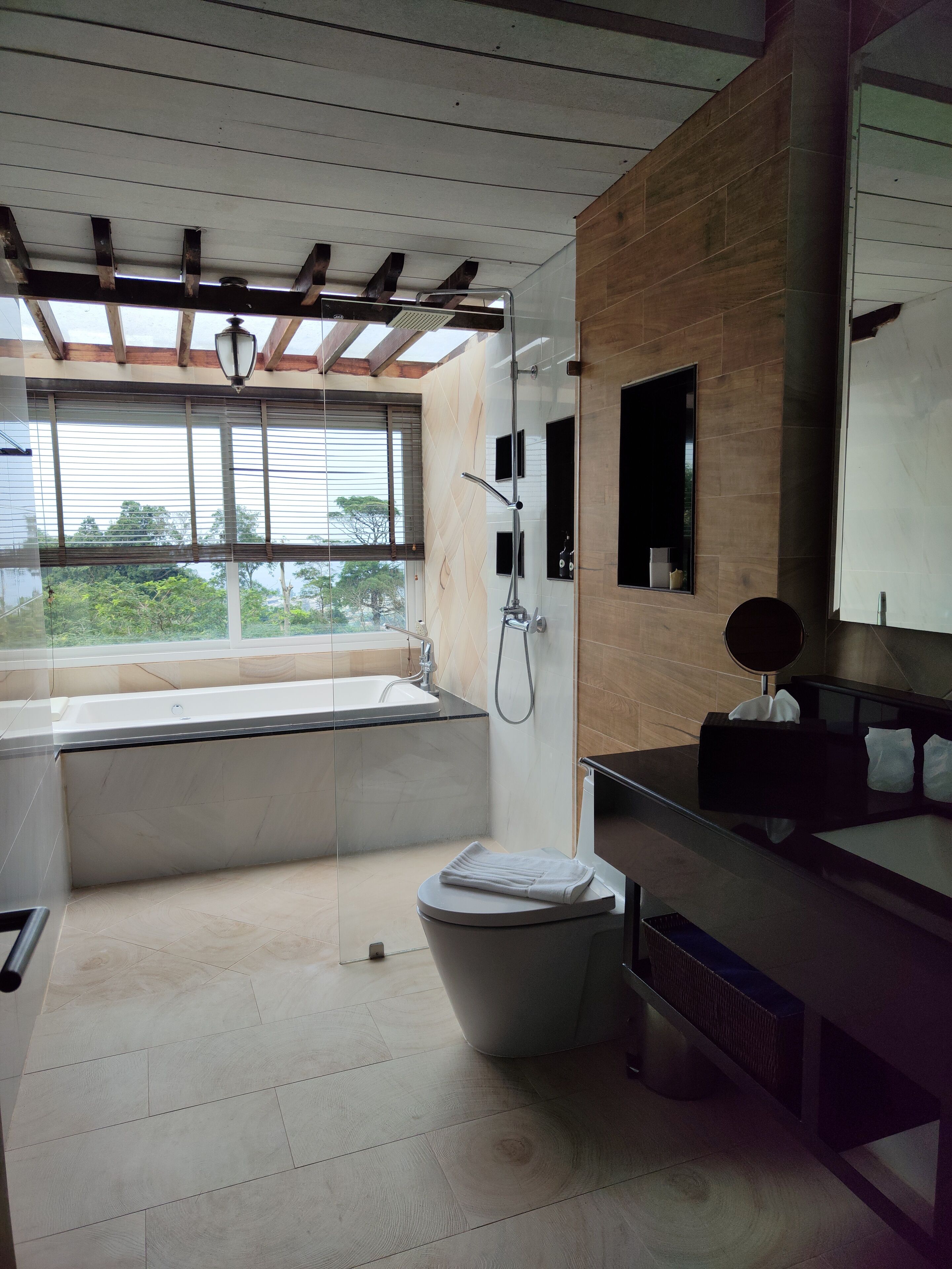 Comfort Villa, 4 Bedrooms | Bathroom