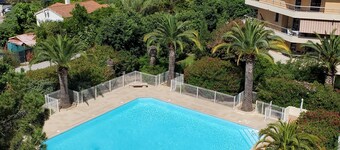 Miougrano 3 Habitaciones Aire Acondicionado 48m2 Balcón, Piscina, Estacionamiento, Cerca de Todo