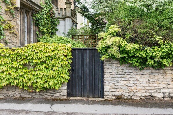 Apartment | 1 bedroom - The Summertown Studio 1 Bedroom Kitchenette (Oxford)