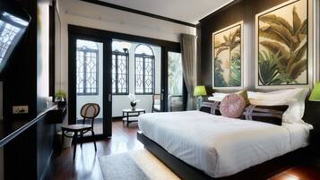 Decoración personalizada, muebles diferentes y escritorio