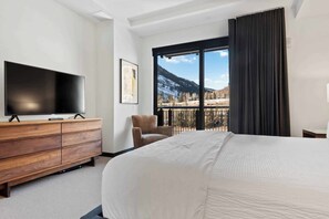 2 bedrooms, WiFi, bed sheets - The Lion W505 (Vail)