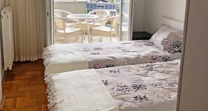 Central Private Apartment with Views