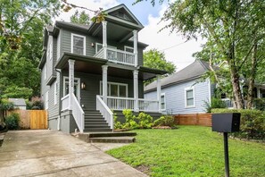 Exterior - Magpie Manor (Atlanta)