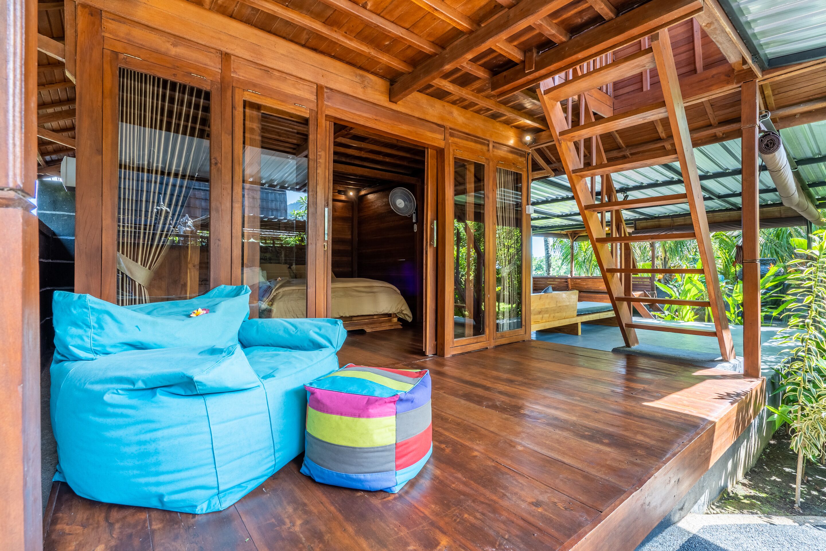 ヴィラ 1 ベッドルーム | ノートパソコン用作業スペース、遮光カーテン、WiFi (無料)、ベッドシーツ