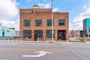 Our Oak St. Lofts are located in the heart of the city and include 6 lofts in the building. If you are needing more than one unit let us know and we can combine rentals to accomodate larger groups.