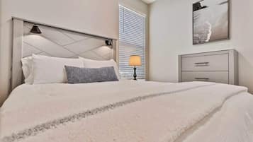 3 bedrooms, iron/ironing board, travel crib, WiFi