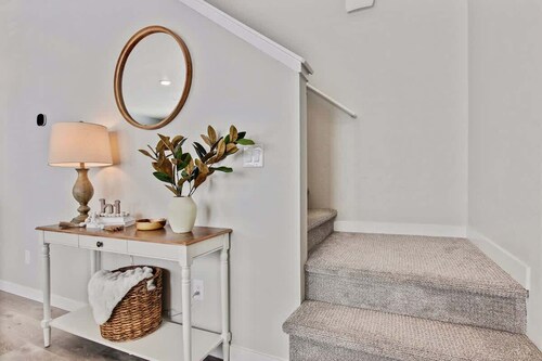 Sophisticated 3 bedroom townhome