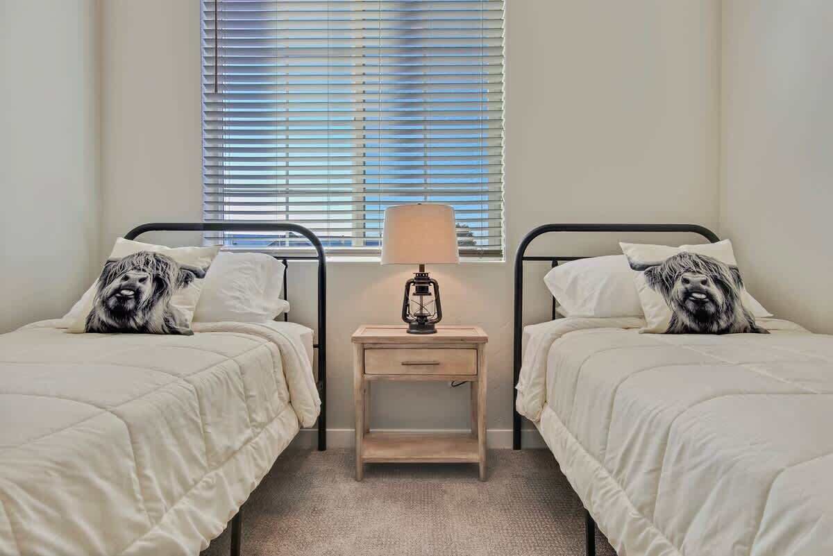 3 bedrooms, iron/ironing board, travel crib, WiFi