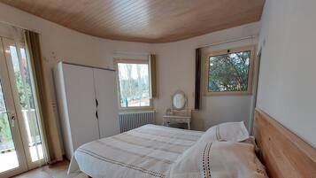 3 chambres, fer et planche Ă repasser, lit parapluie, Wi-Fi gratuit