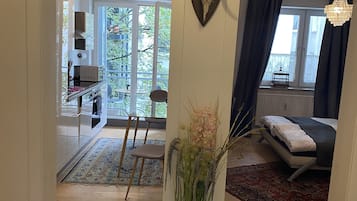 1 bedroom, in-room safe, desk, iron/ironing board