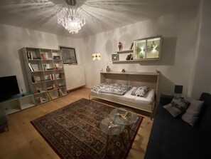 1 bedroom, in-room safe, desk, iron/ironing board