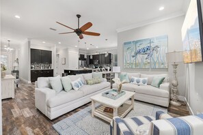 Smart-TV, Tischtennisplatte