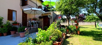 4 persons, quiet area, garden, private parking