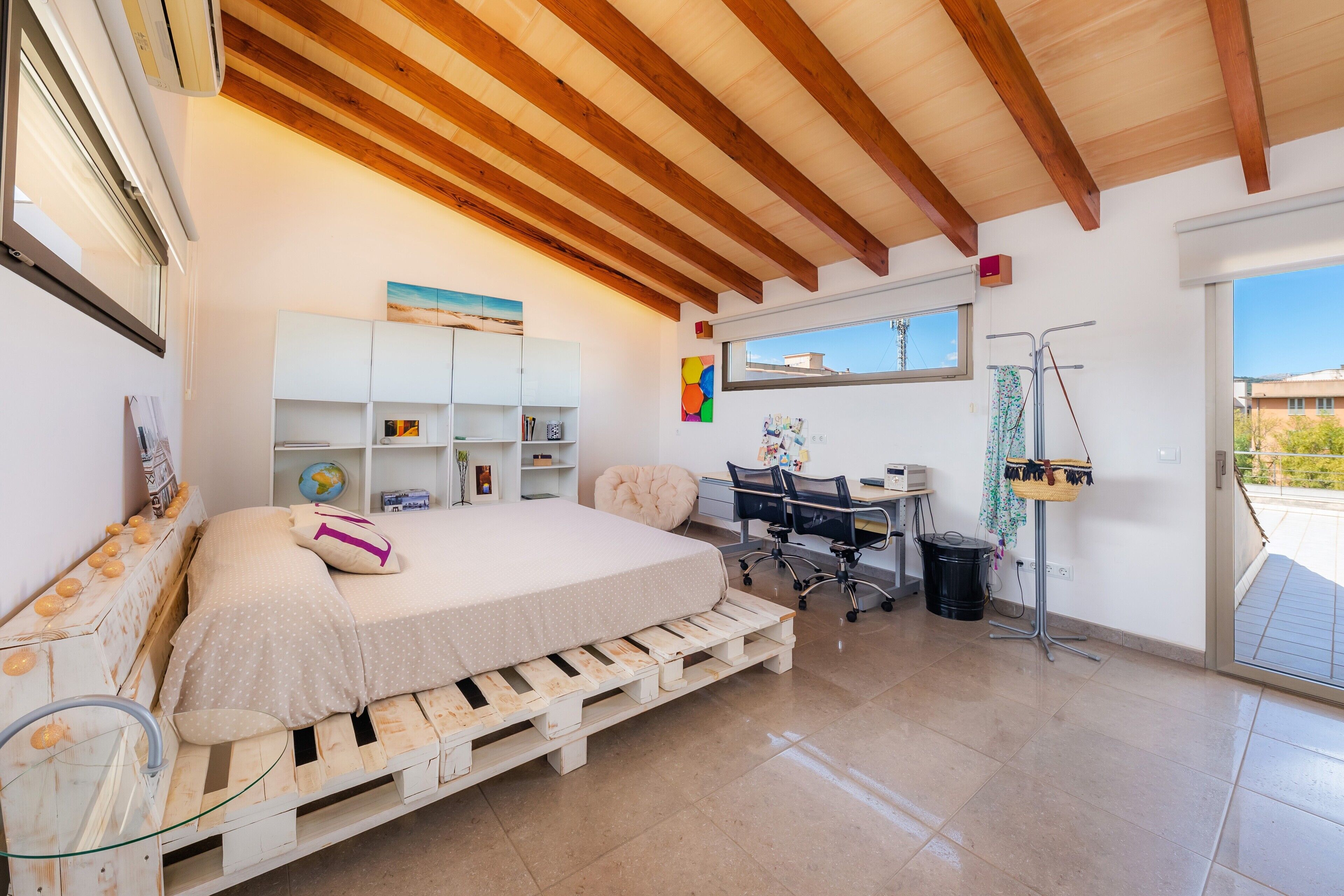 4 chambres, fer et planche à repasser, Wi-Fi gratuit, draps fournis