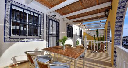 Holiday Home "Casa Butcher" with Mountain View, Terraces & Wi-Fi