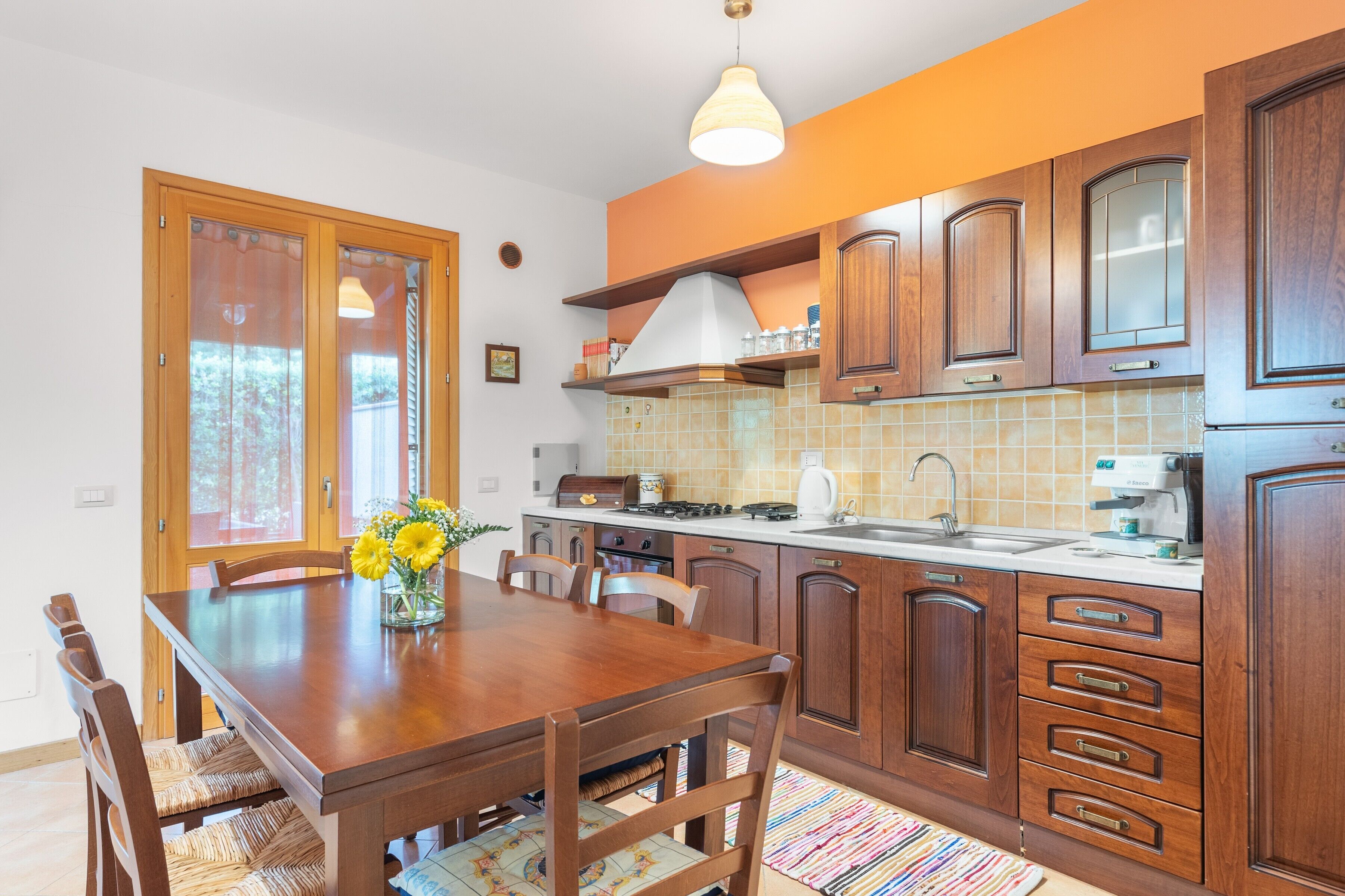 Kühlschrank, Ofen, Herdplatte, Geschirrspüler