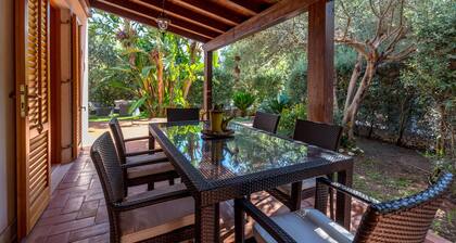 "Villetta Cala Rossa" with Garden, Terrace & A/C