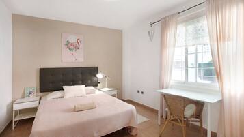 3 chambres, fer et planche Ă repasser, Wi-Fi gratuit, draps fournis