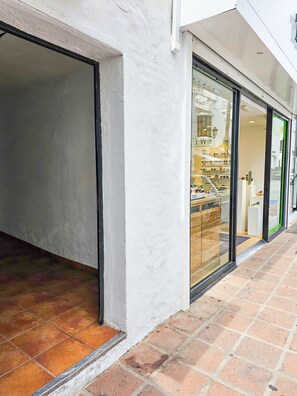 Exterior detail - "Great Spacious Banus Appartment" close to the Beach with Wi-Fi (Marbella)