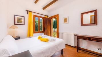 4 chambres, Wi-Fi gratuit, draps fournis