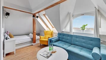 Studio Suite | 1 bedroom, individually decorated, individually furnished
