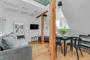 Studio Suite | Premium bedding, individually decorated, individually furnished - Lion Apartments - ChillSet (Sopot)