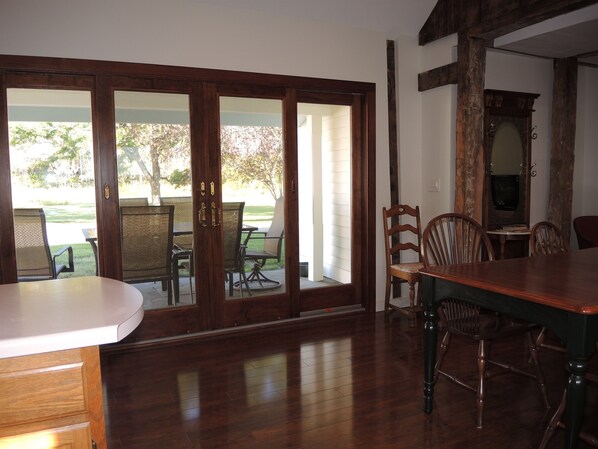 Dining - 1825 Barn - 1 of 3 Rentals in Fly Creek, 5 minutes to Cooperstown (Fly Creek)