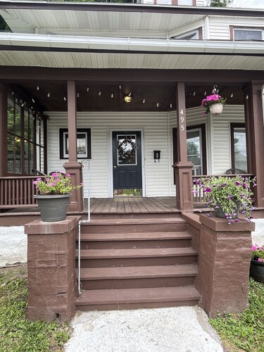 495 Main - Recent renovation in Oneonta, central location convenient to downtown