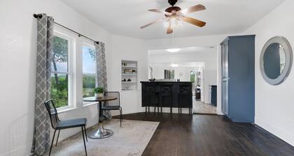 Hill Country Cottage | Near River & Lake, Deck, Sleeps 10, Family-Friendly