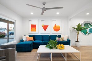 智能電視、足球機