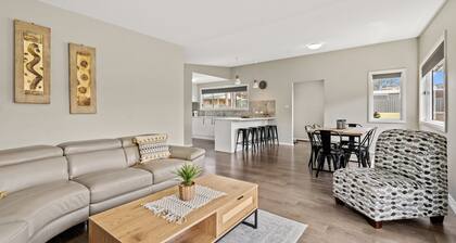 Basin Bungalow - Pet Friendly