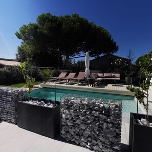 Piscine extérieure, piscine chauffée