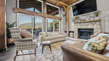 Smart TV, fireplace, video games, books