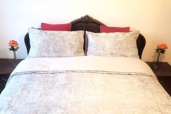 Apartment, 1 King Bed