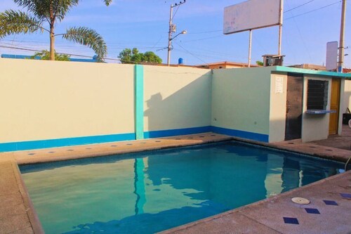 Hotel Manhattan Salinas Ecuador