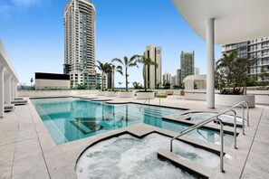 Piscine couverte