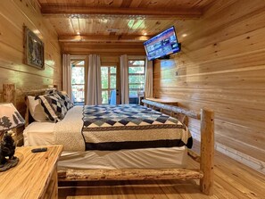 3 عدّة غرف نوم ومكتب وواي فاي وملاءات أسرّة