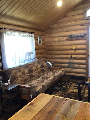Smart TV, fireplace - LITTLE LOG CABIN IN THE RUBY (Sheridan)